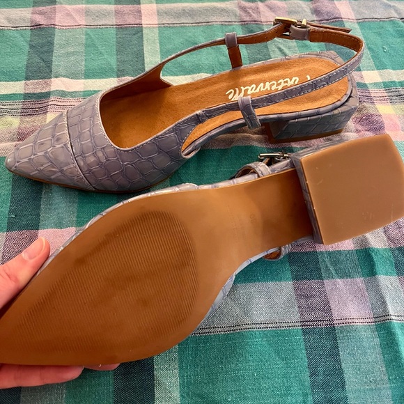 NEW L’intervalle Baby Blue Slingback Flats - Picture 3 of 3